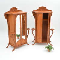 Art Nouveau Kledingkast